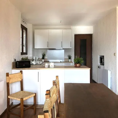 La Bergerie D'egat: Authentique Avec Vue Egat
